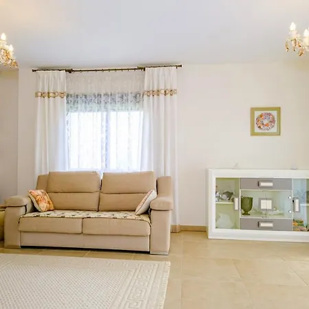 Gabriela Mistral Id119 * تورّيفيِخا