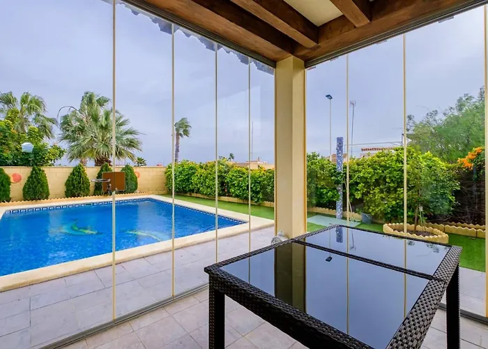 别墅 Gabriela Mistral Id119 *