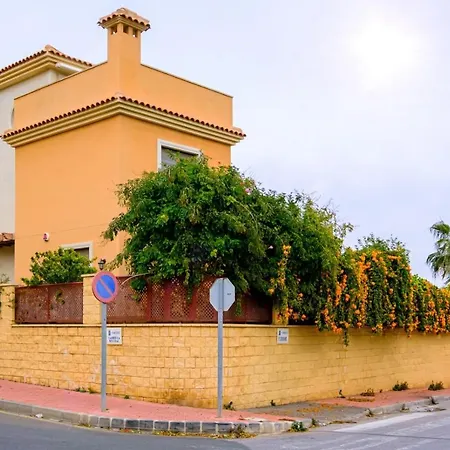 Gabriela Mistral Id119 Villa Torrevieja