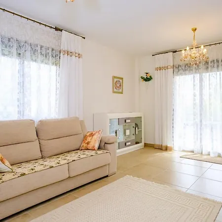 Villa Gabriela Mistral Id119 Torrevieja