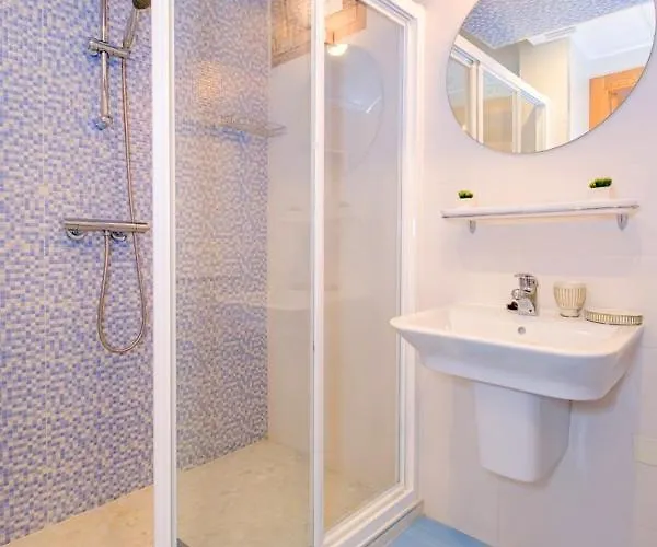 Gabriela Mistral Id119