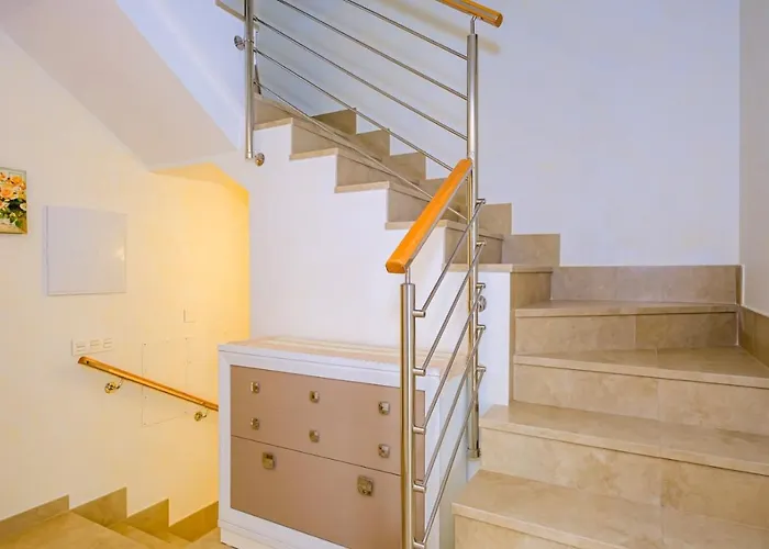 Gabriela Mistral Id119 Villa *